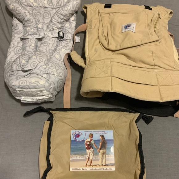 ergobaby pouch